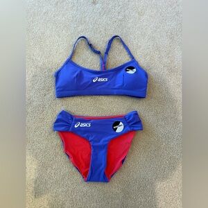 ASICS reversible bikini set (NWT)  ***Top is a Small, bottom is a medium ****